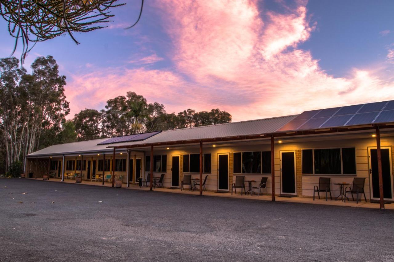Tin Can Bay Motel Εξωτερικό φωτογραφία