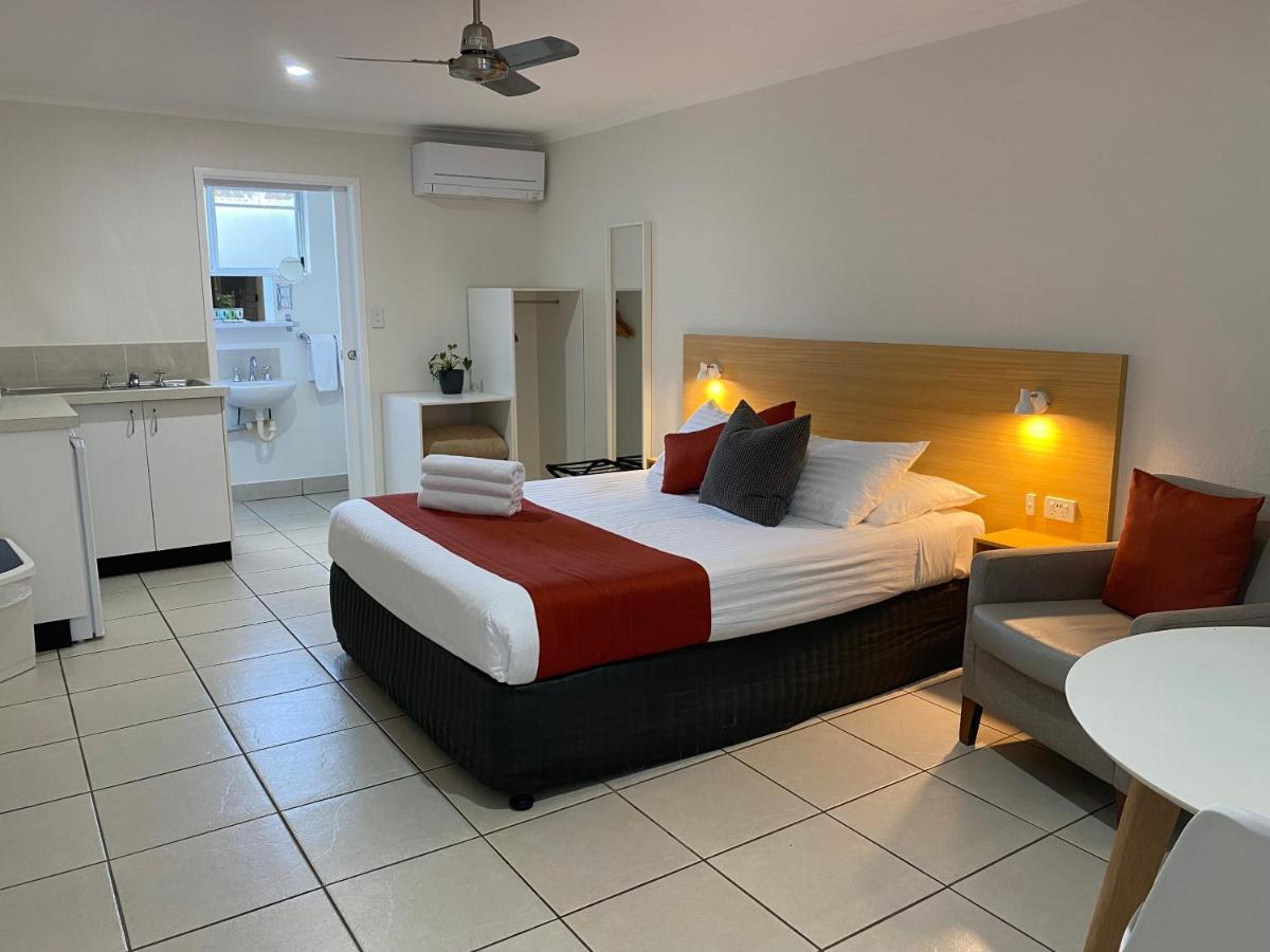 Tin Can Bay Motel Εξωτερικό φωτογραφία