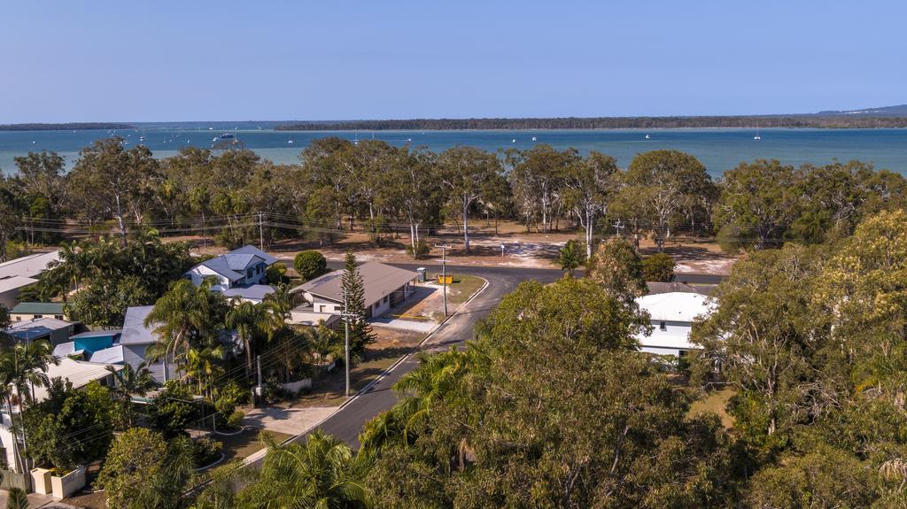 Tin Can Bay Motel Εξωτερικό φωτογραφία