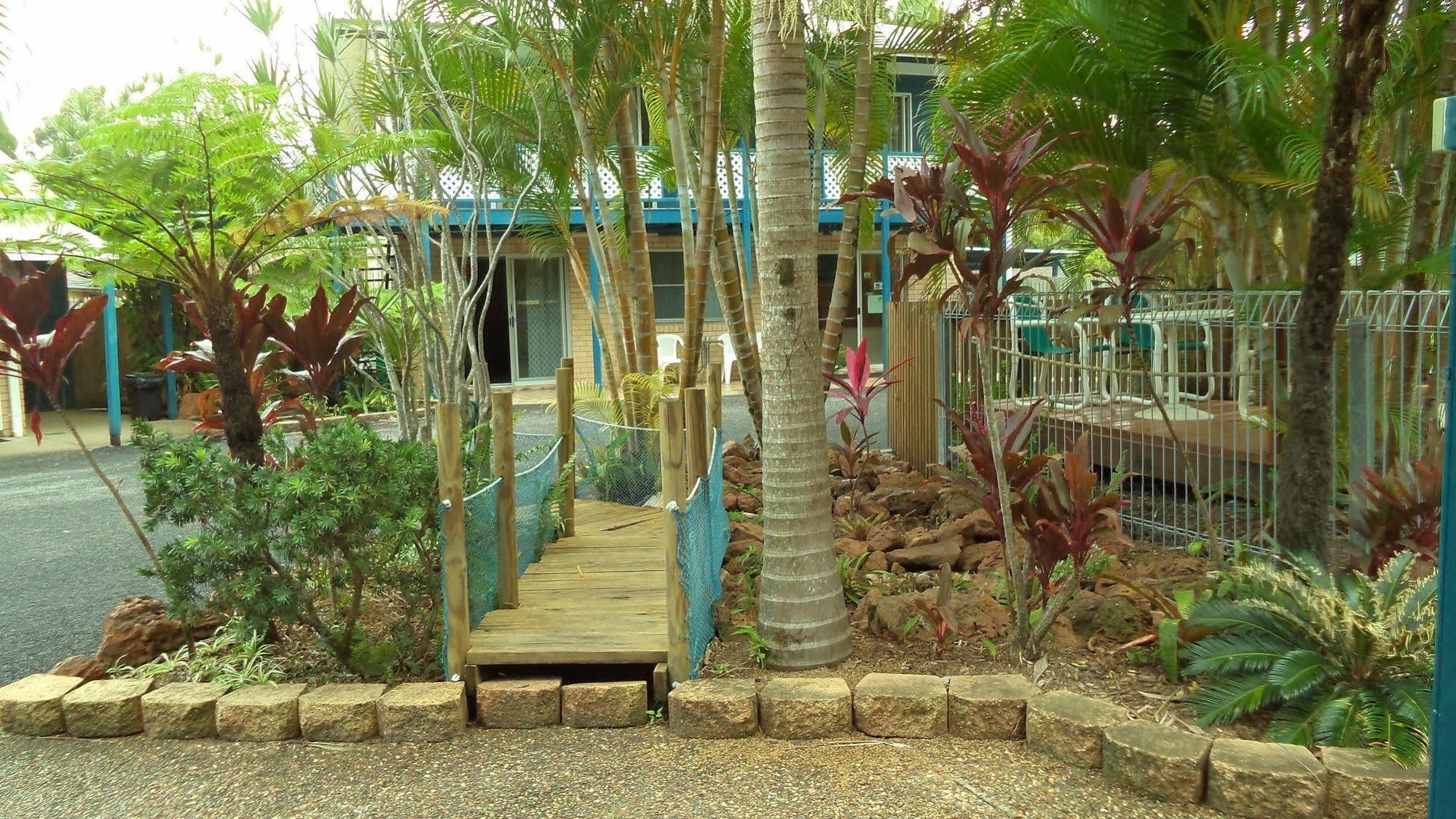 Tin Can Bay Motel Εξωτερικό φωτογραφία