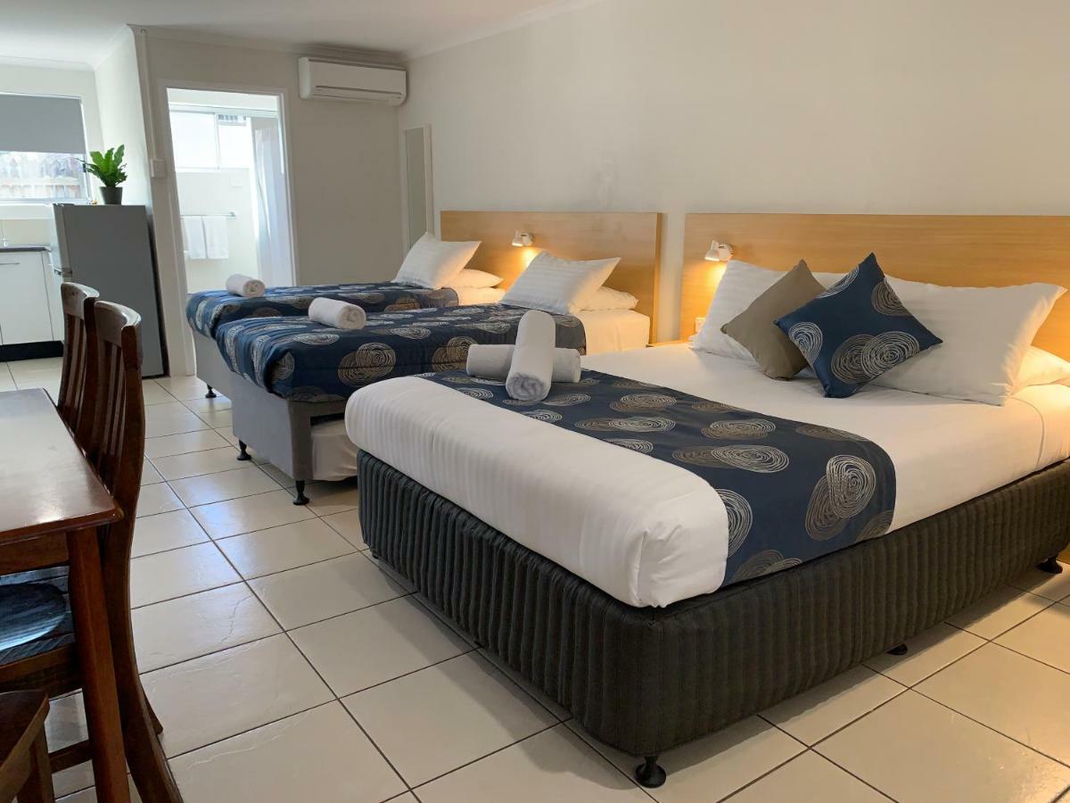 Tin Can Bay Motel Εξωτερικό φωτογραφία